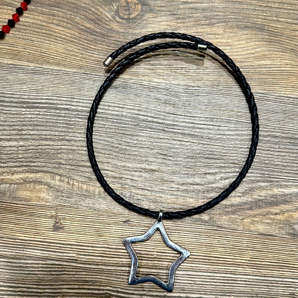 2 choker necklaces from the 2000s